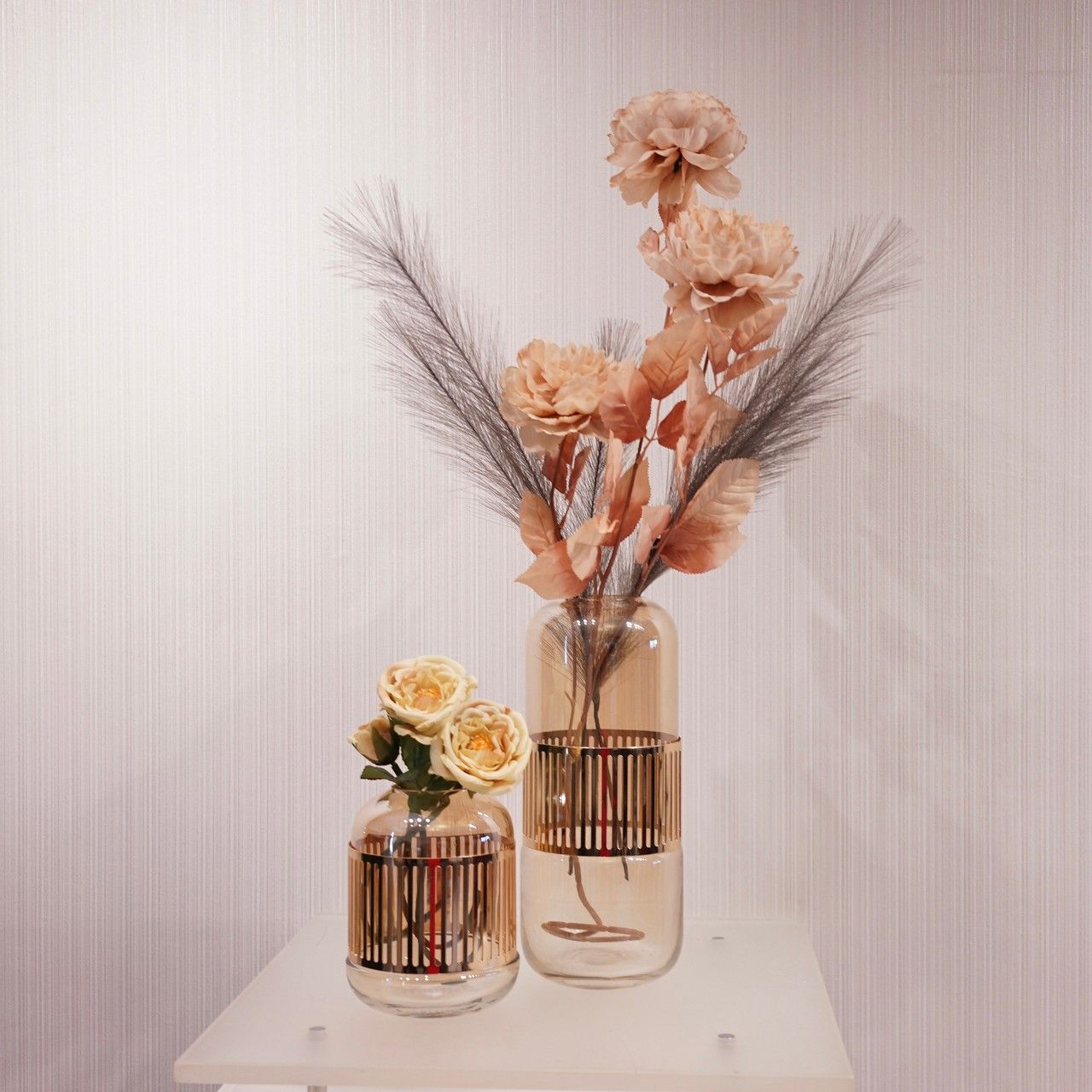 格安新品  輸入品 フラワーベース 2個セット ガラス 造花付き モダン 花瓶・フラワースタンド
