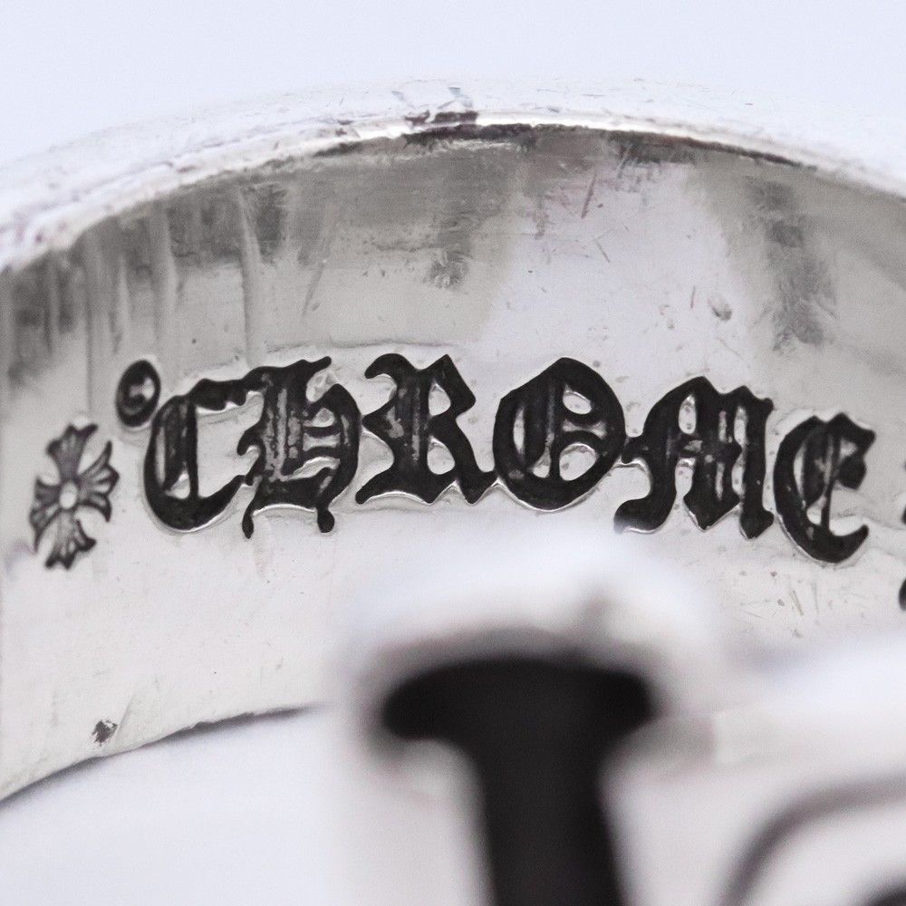 15号 CHROME HEARTS ラージ スクロール ラベルリング シルバー - メルカリ