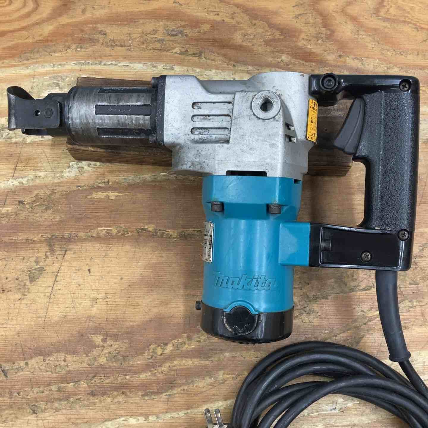 マキタ(makita) ハンマドリル 35mm 六角シャンク HR3520 マキタ(makita) ハンマドリル 35mm 六角シャンク HR3520