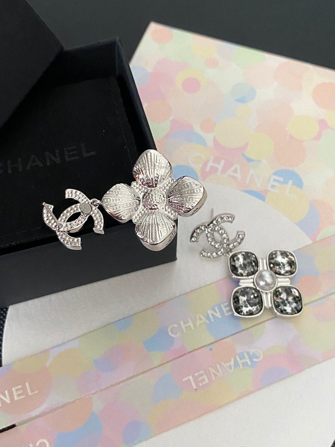 今日特価】Chanel ヴィンテージ ダブル C ピアス 送料無料！在庫