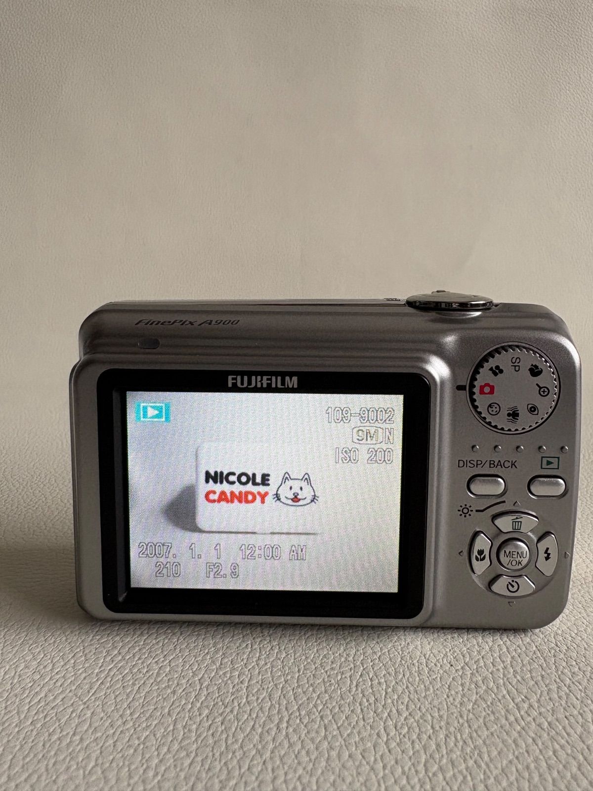 A900