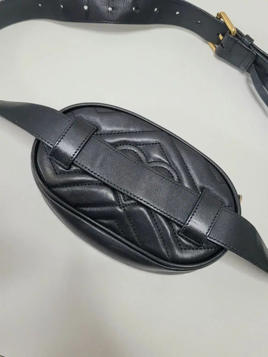 最低価格 グッチ GG ミニ マトラッセ ベルトバッグ