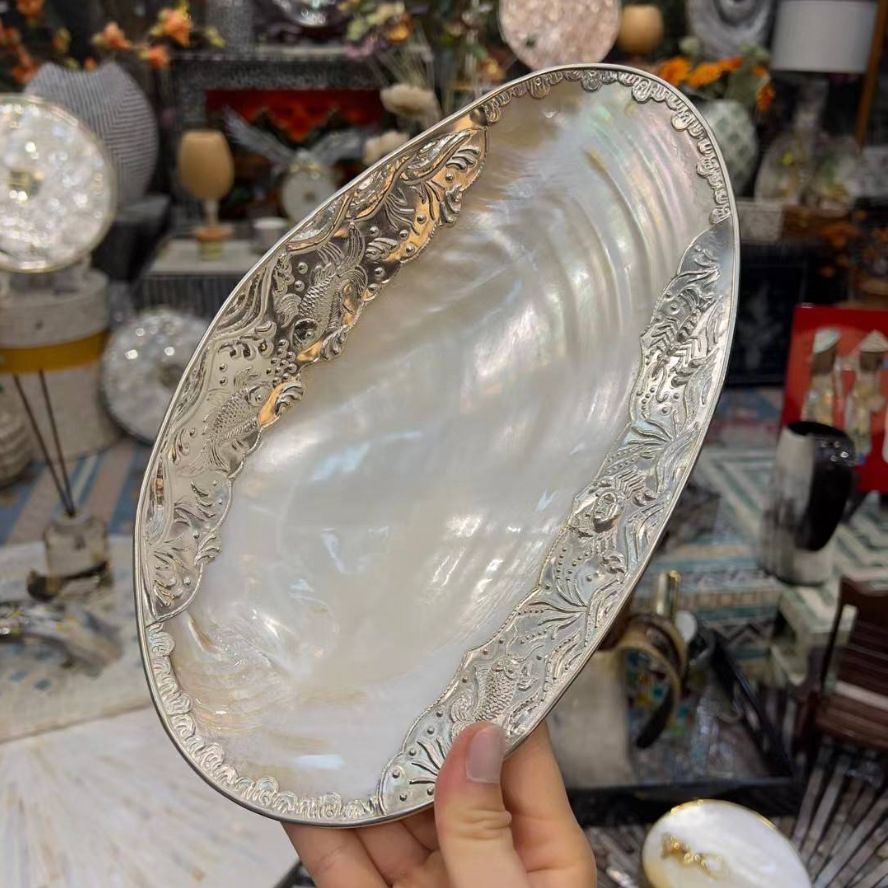 クレア様オーダー専用ページ　 タッセル付きテーブルランナー 高級正絹丸帯リメイク クレア様オーダー専用ページ タッセル付きテーブルランナー 高級正絹