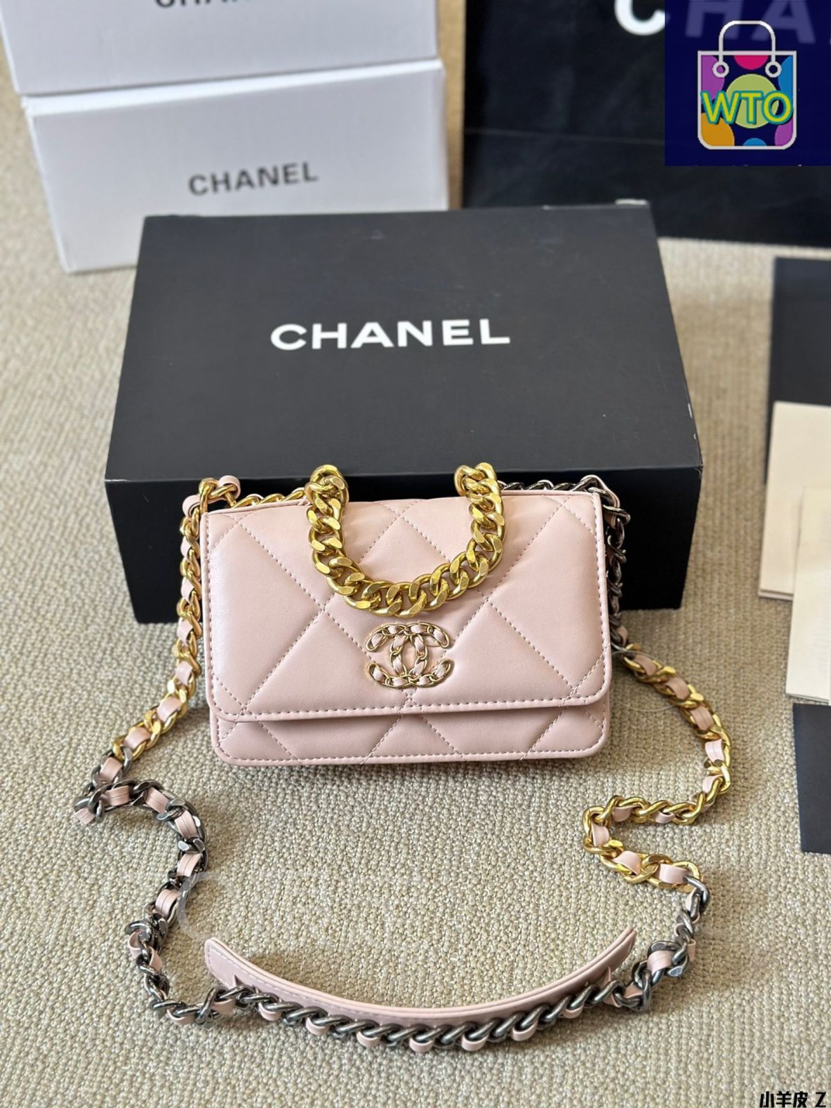今日特価】Chanel 19 WOC - シャネル 19 ウォレット オン