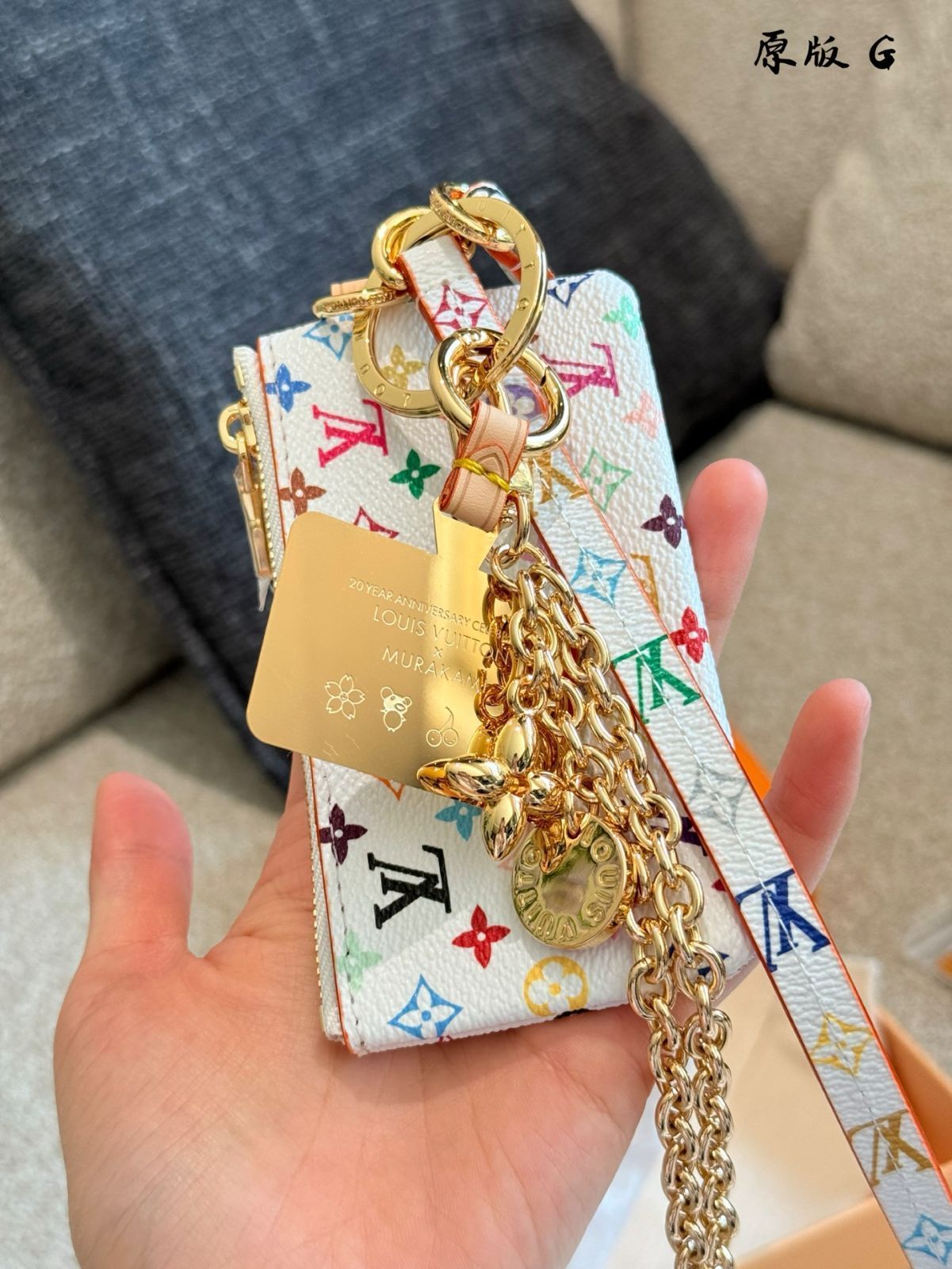 レア！LOUIS VUITTON レインボー キーホルダー新品未使用 今日特価】LV Monogram レインボー コーティング キーホルダー