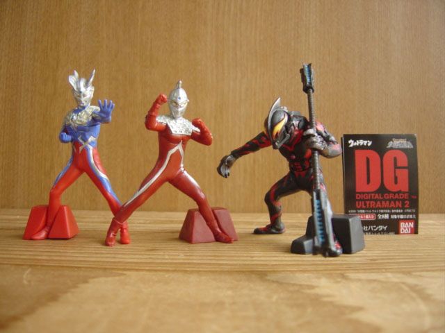 ♯Fls31CZDGウルトラマン2全5種ガシャポンベリアルセブンゴモラB