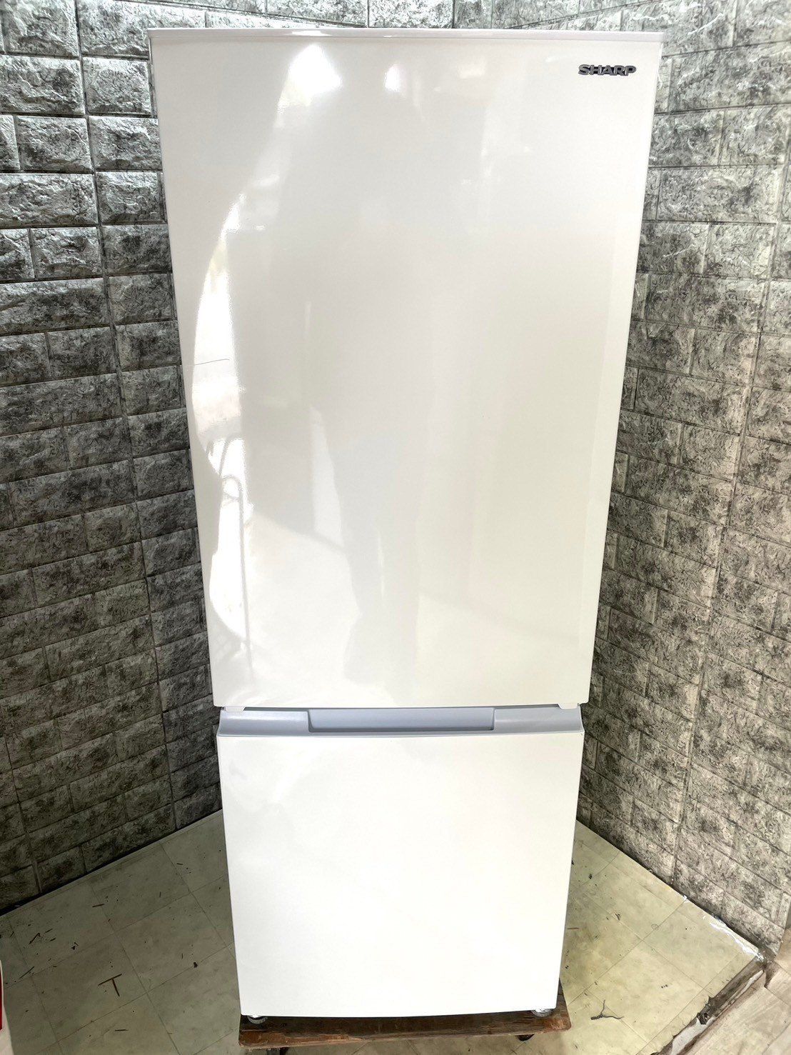 ☆3ヶ月保証付き☆2021年☆SHARP☆SJ-18E9-W☆179L☆R-655