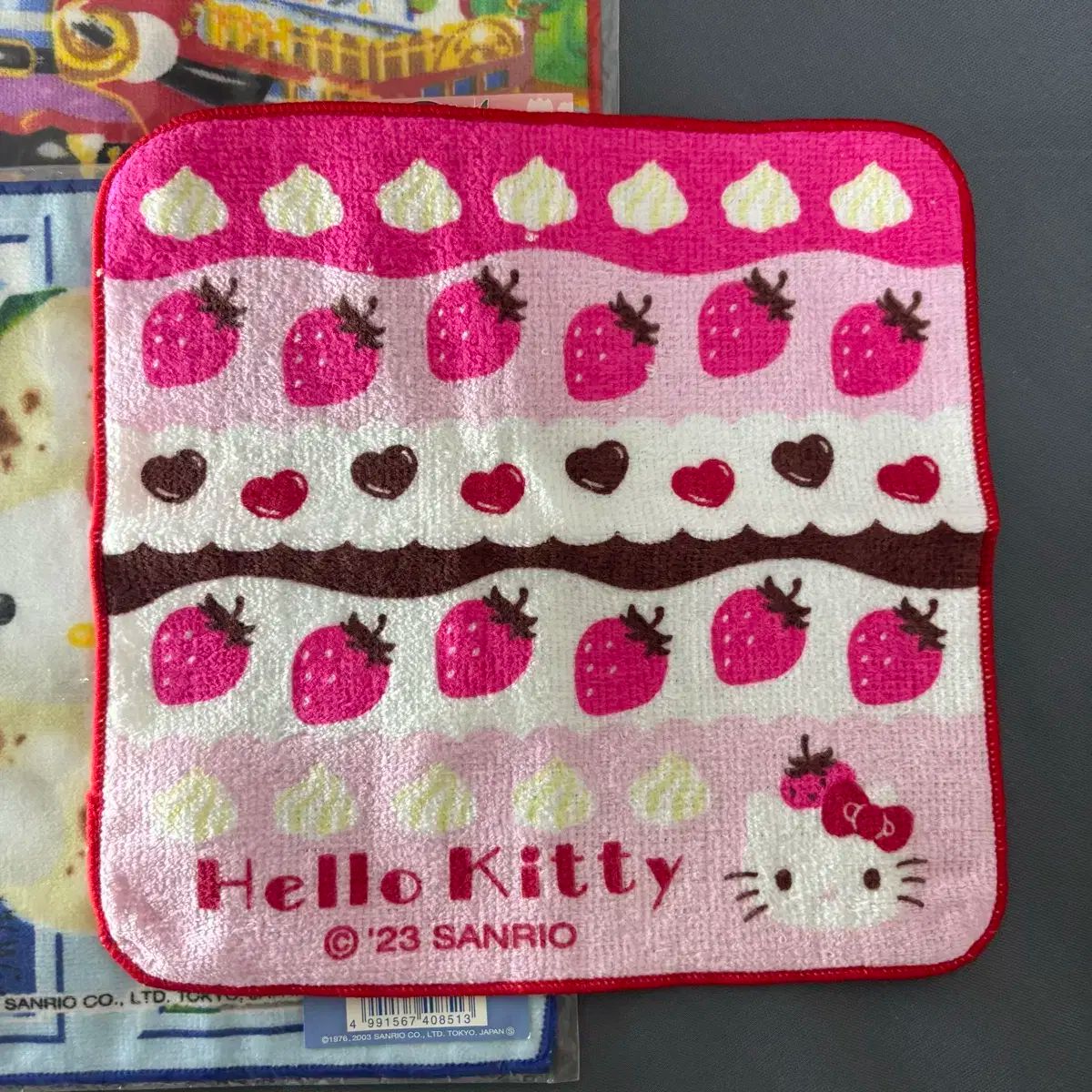 ハローキティ ハンドタオル まとめ売り - メルカリ