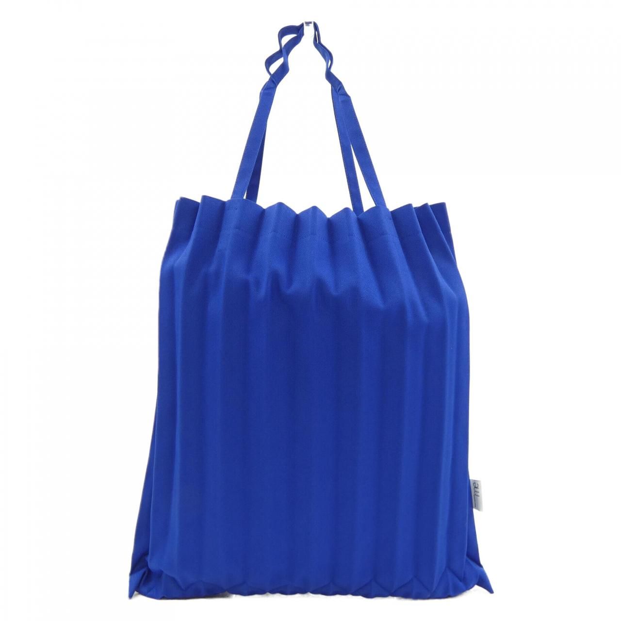 me ISSEY MIYAKEトランクプリーツバック