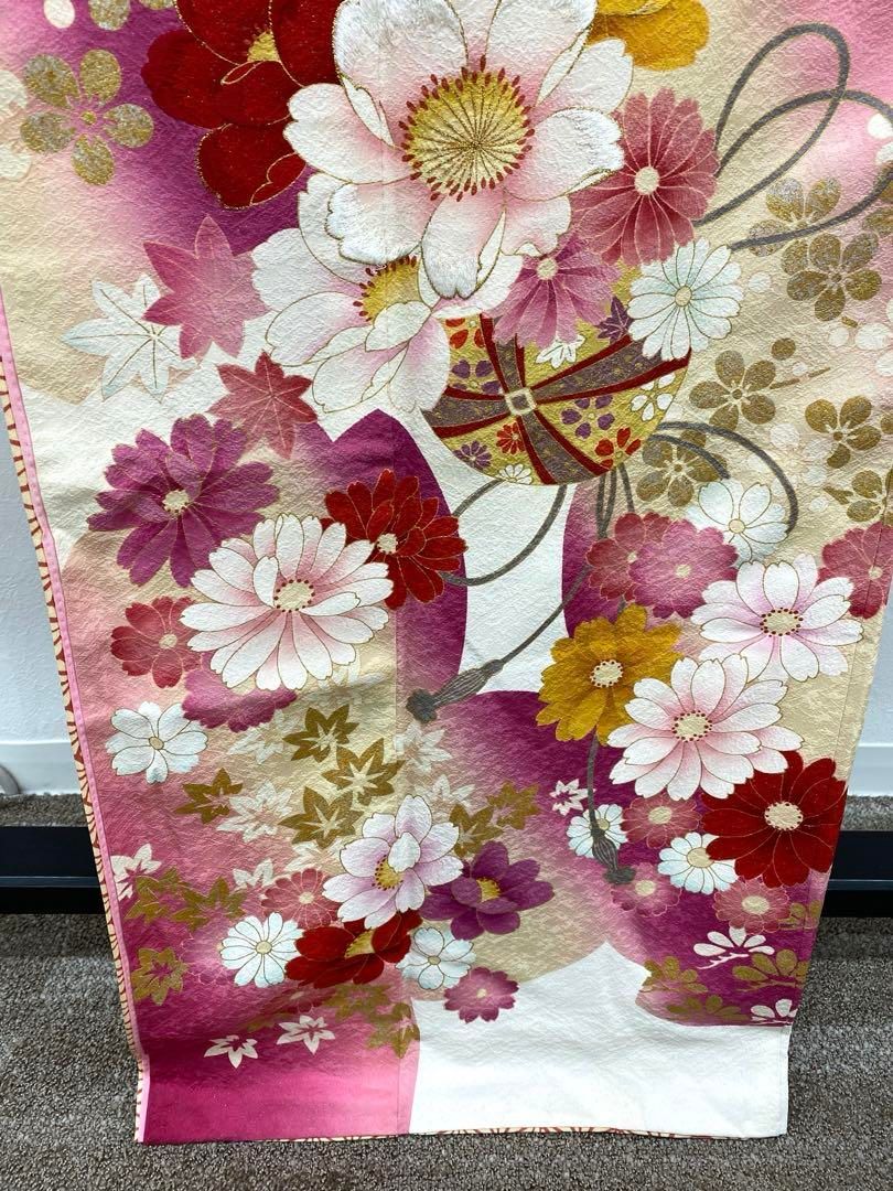 振袖 豪華 金彩 銀彩 銀通し ラメ刺繍 柄八掛 身丈159cm - メルカリ