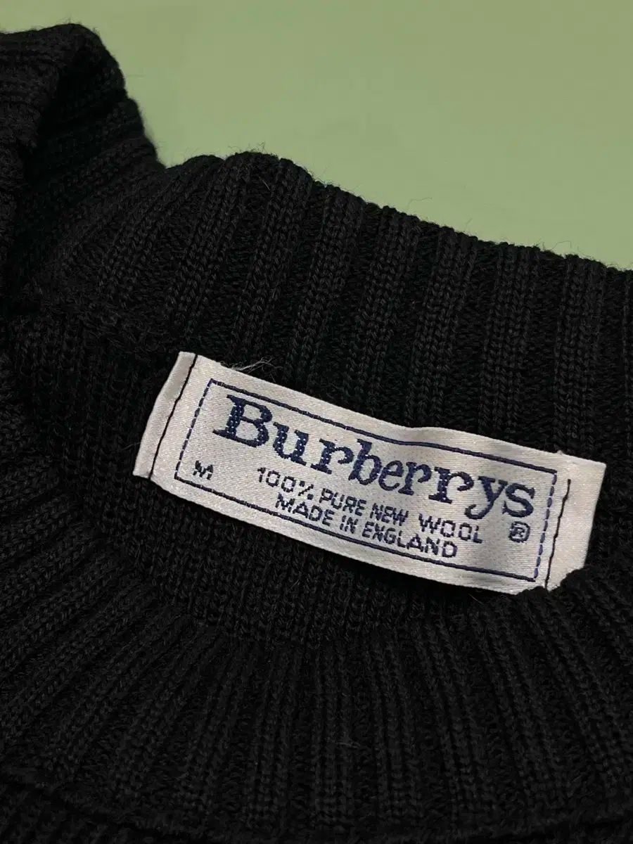 BURBERRY バーバリー コマンドー ウール ラウンド ニット セーター USTAUSTRALIA_COM_AU