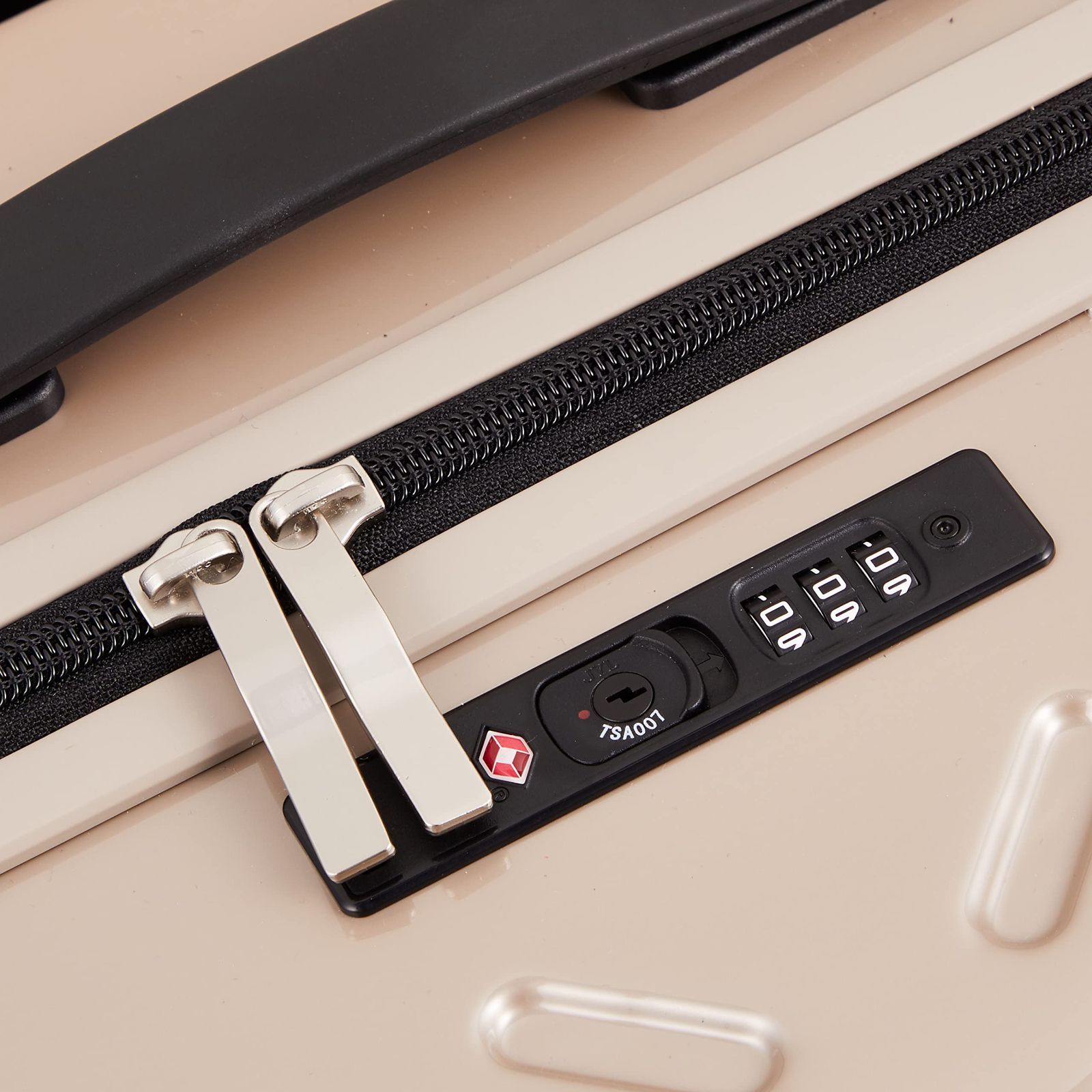 キャリーケース