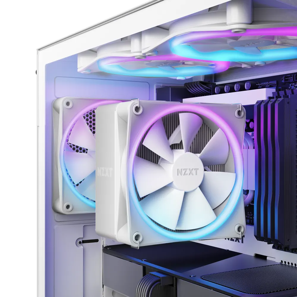 【新品未開封・未使用　メーカー保証2年間付き】NZXT T120 RGB WHITE