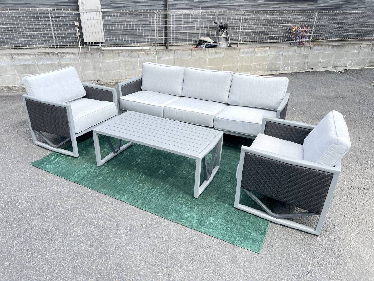 店頭引き取り限定】ソファー&テーブル4点セット