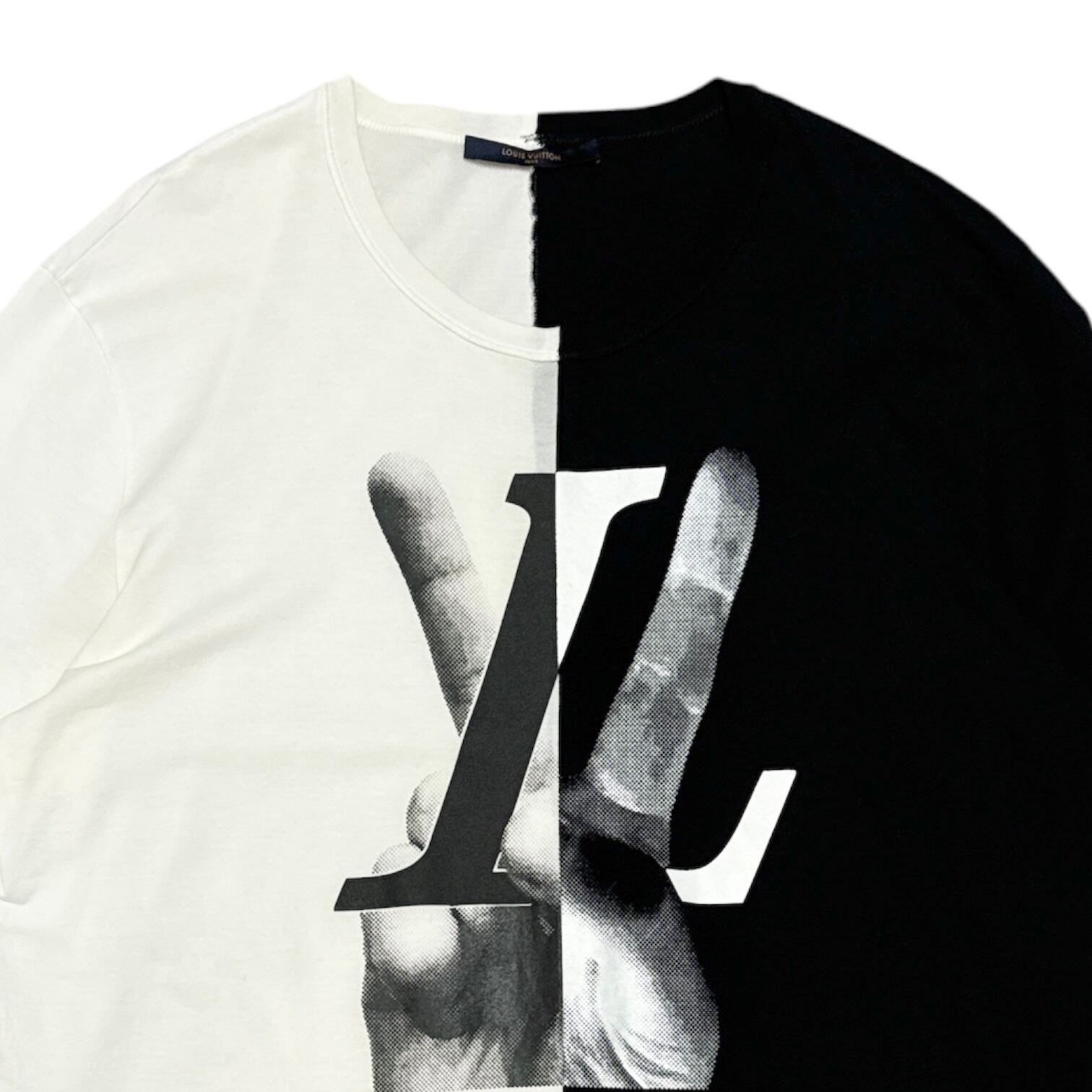 LOUIS VUITTON PEACE & LOVE 2Tone Print T-Shirts - メルカリ