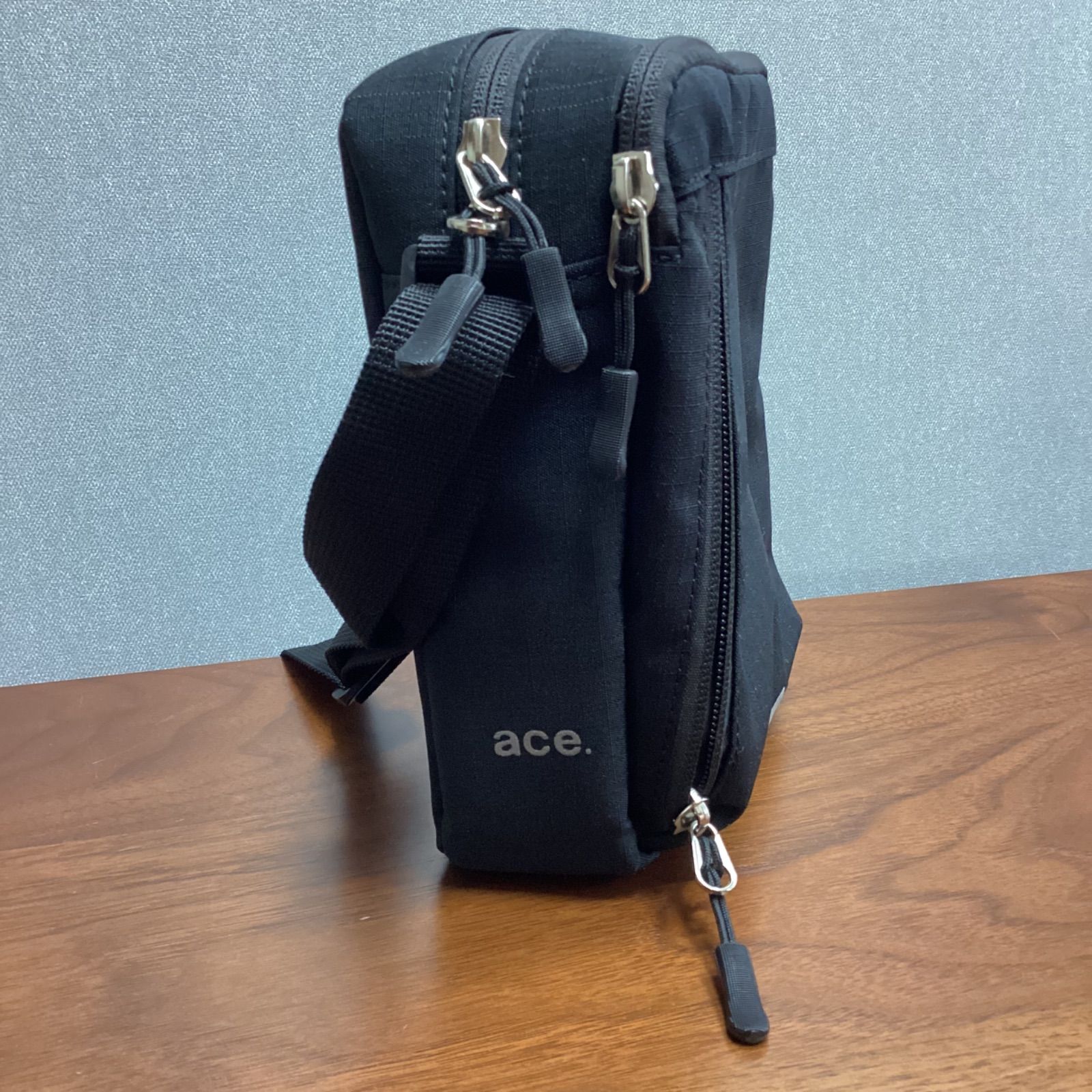 新品未使用 美品 ace. エース ショルダーバッグ ブラック 黒