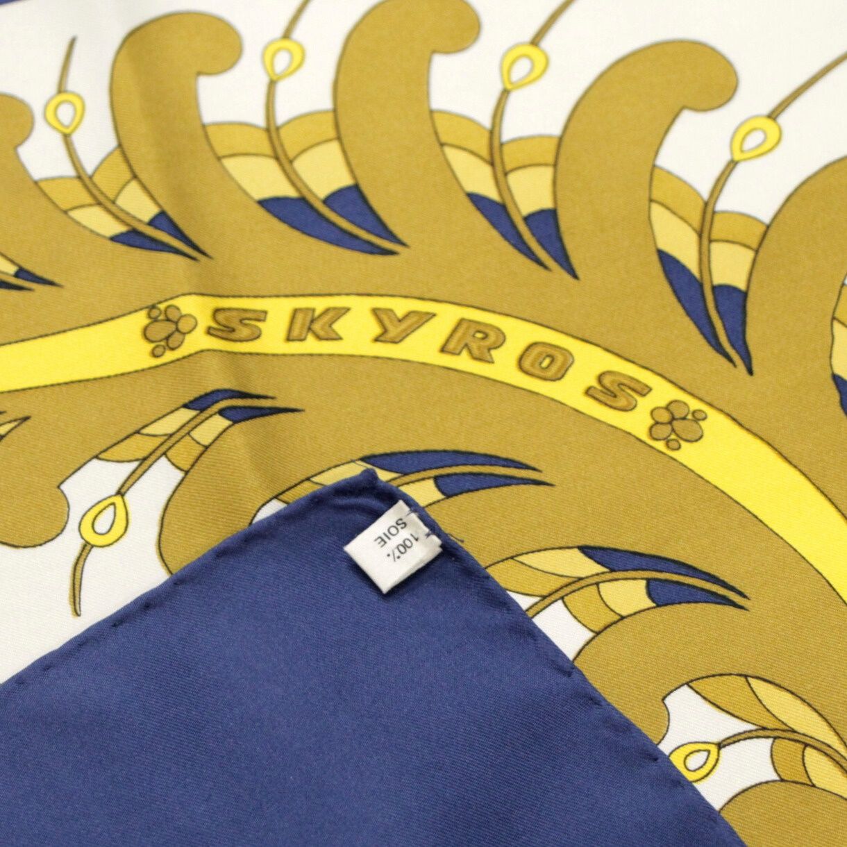 エルメス HERMES カレ90 大判スカーフ SKYROS スキロス 鳥 孔雀 シルク  