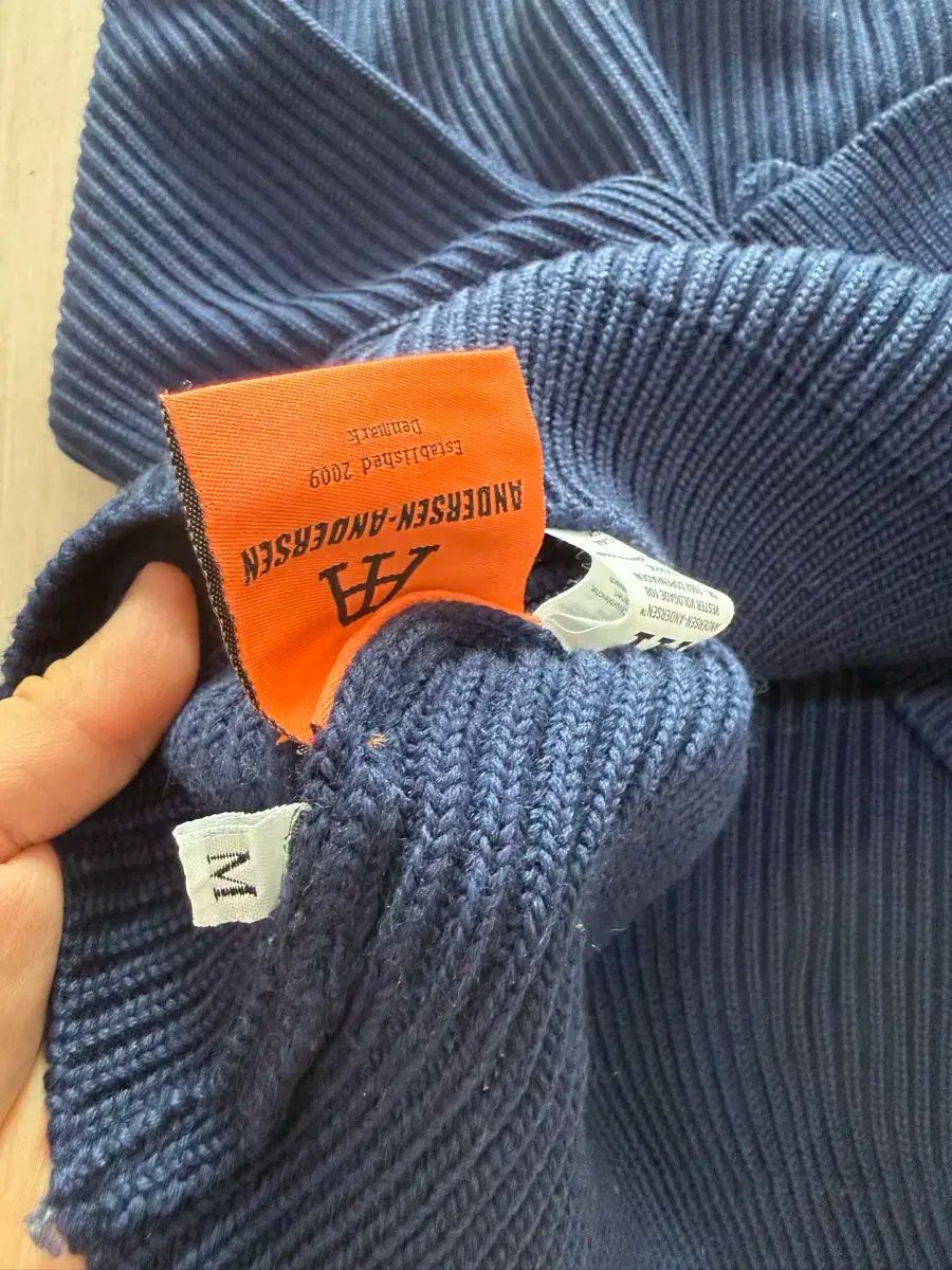 ANDERSEN-ANDERSEN アンデルセン アンデルセン ネイビー タートルネック M