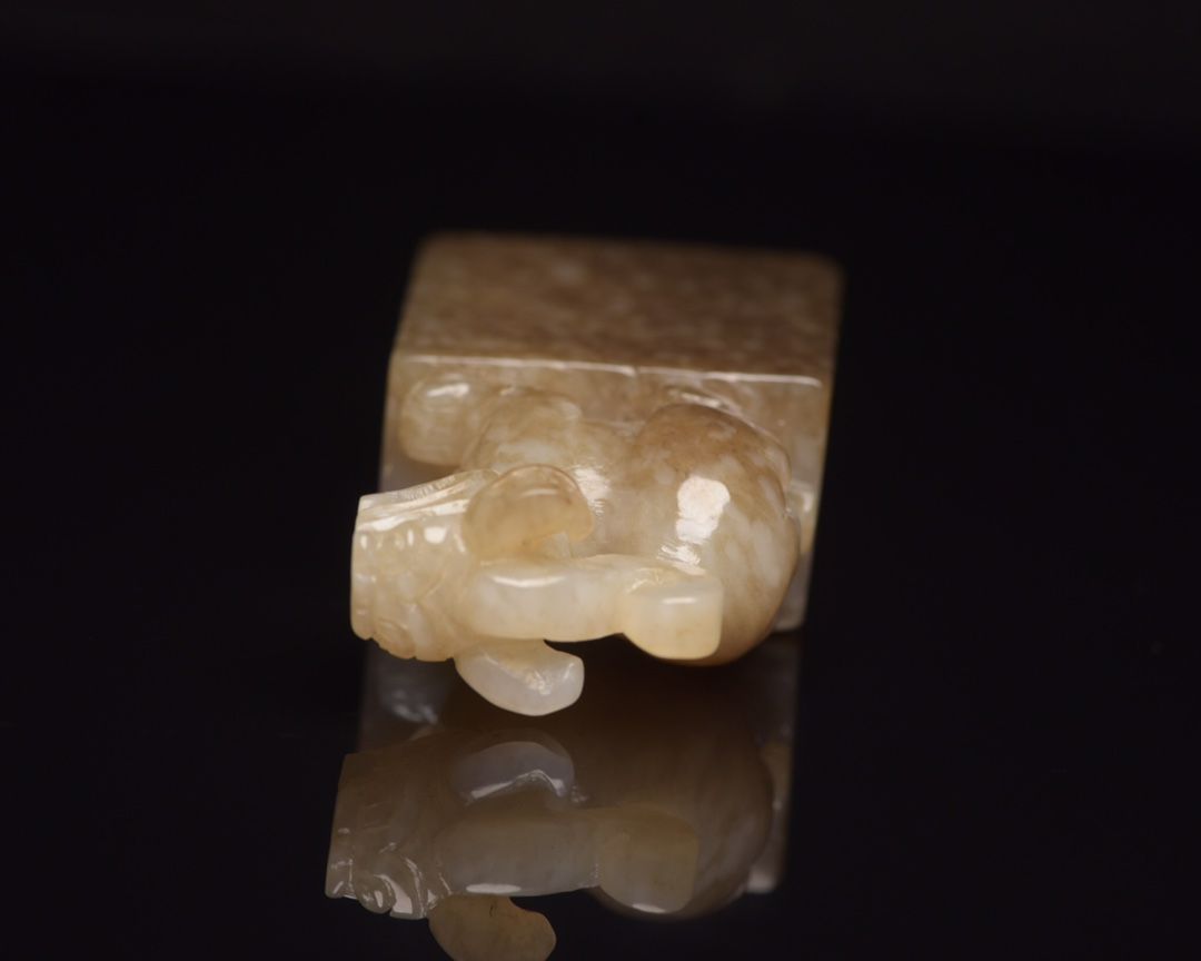 瑞獣紋