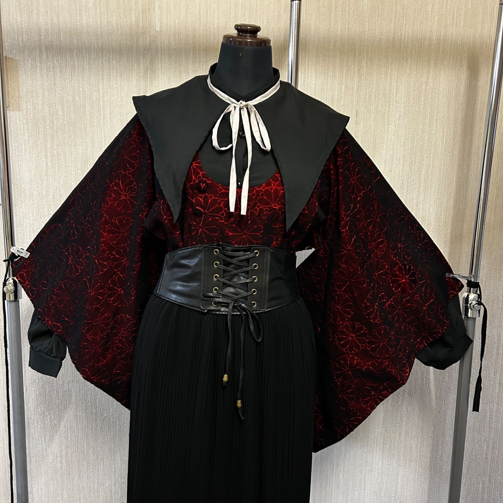 七五三　長襦袢　レトロアンティーク　和洋折衷コーデ　コスプレ　赤×黒　折り鶴 七五三 長襦袢 レトロアンティーク 和洋折衷コーデ コスプレ 赤