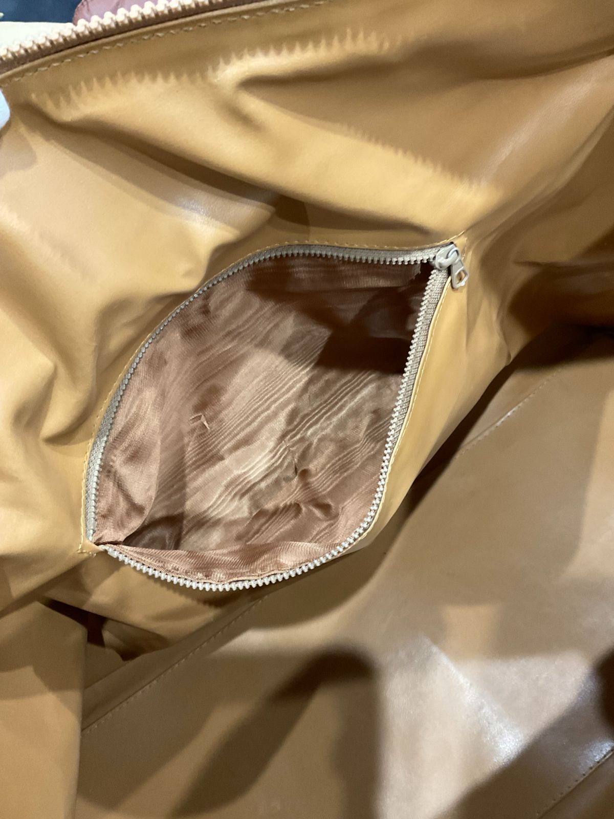 ボストンバッグ