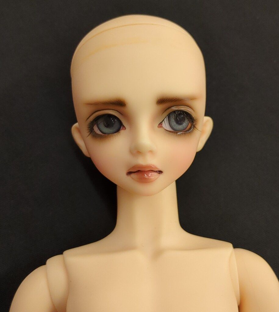 佐々木孝和作　岩手県郷土玩具 民藝手描きの瞳やまつ毛、ヒゲ、色彩が芸術的な張子猫 佐々木孝和作 岩手県郷土玩具 民藝手描きの瞳やまつ毛、ヒゲ、色彩が