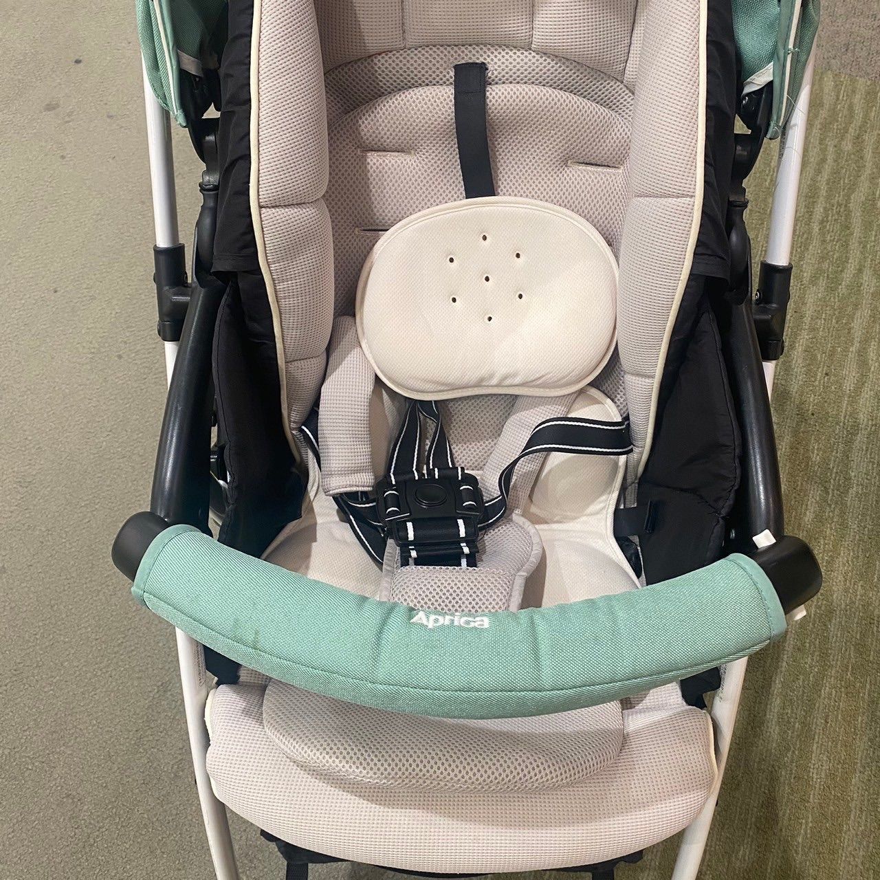 アップリカ ラクーナビッテ スターグリーン ベビーカー 星柄 ハイ  