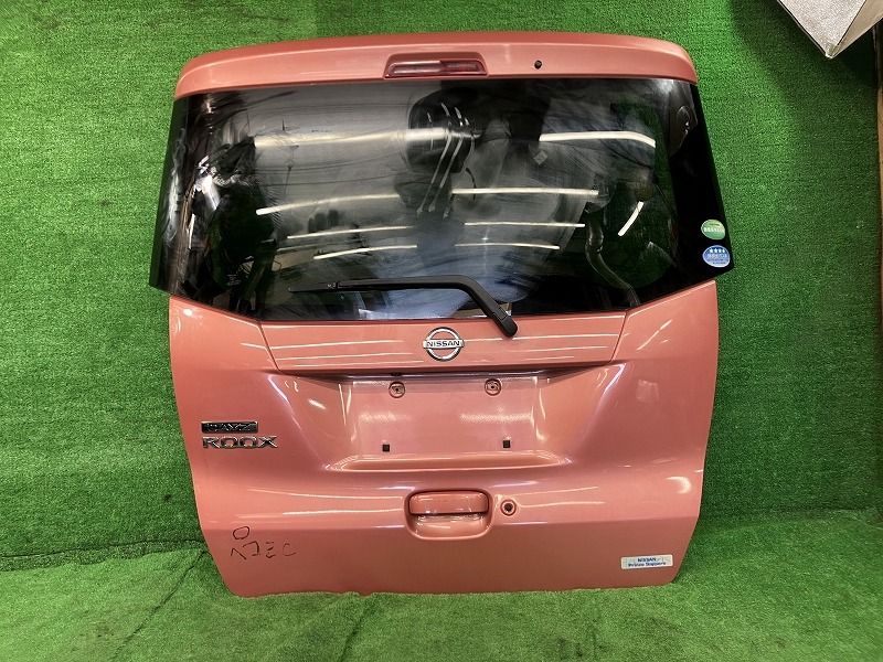 デイズルークス B21A バックドア リアゲート X 4WD ニホンイタ M28Q8 90100-6A02D NMR