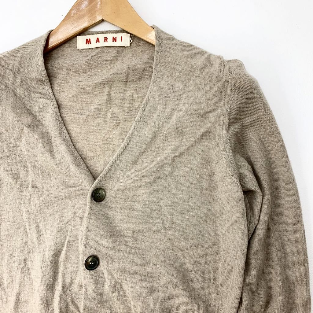 ニットカーディガン