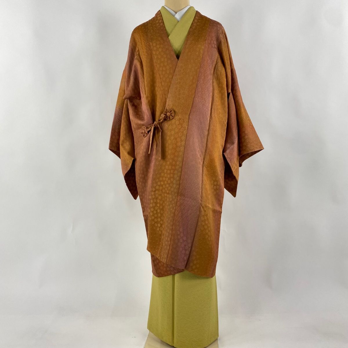 道中着 身丈106.5cm 裄丈68cm L 和装コート 地紋 縦ぼかし オレンジ  