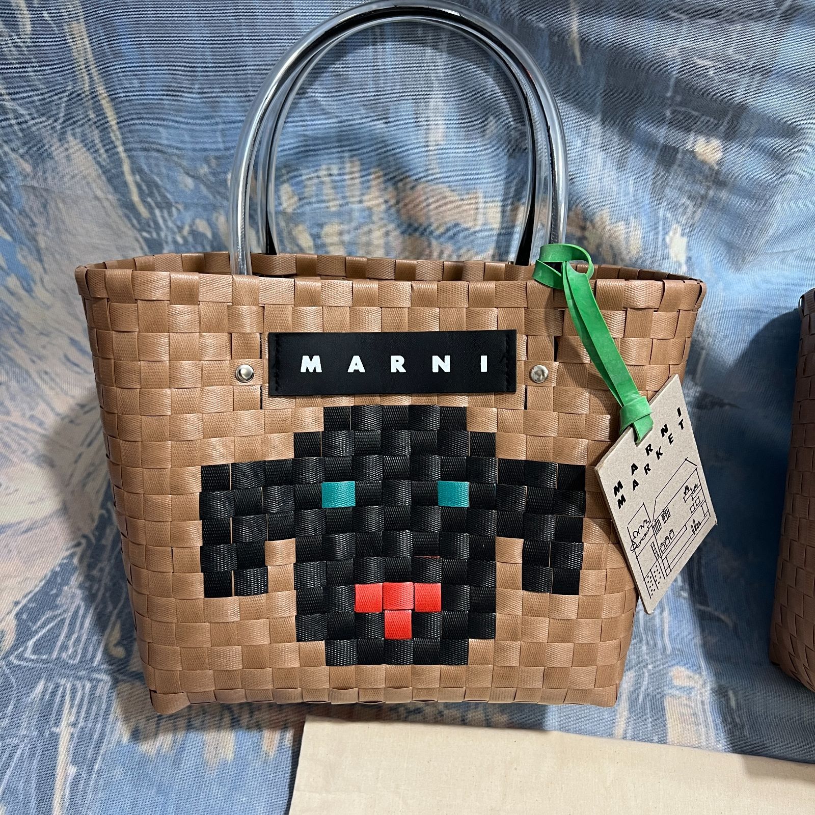 マルニ MARNI かごバッグ ブラック犬イヌ ホワイト犬イヌ - メルカリ