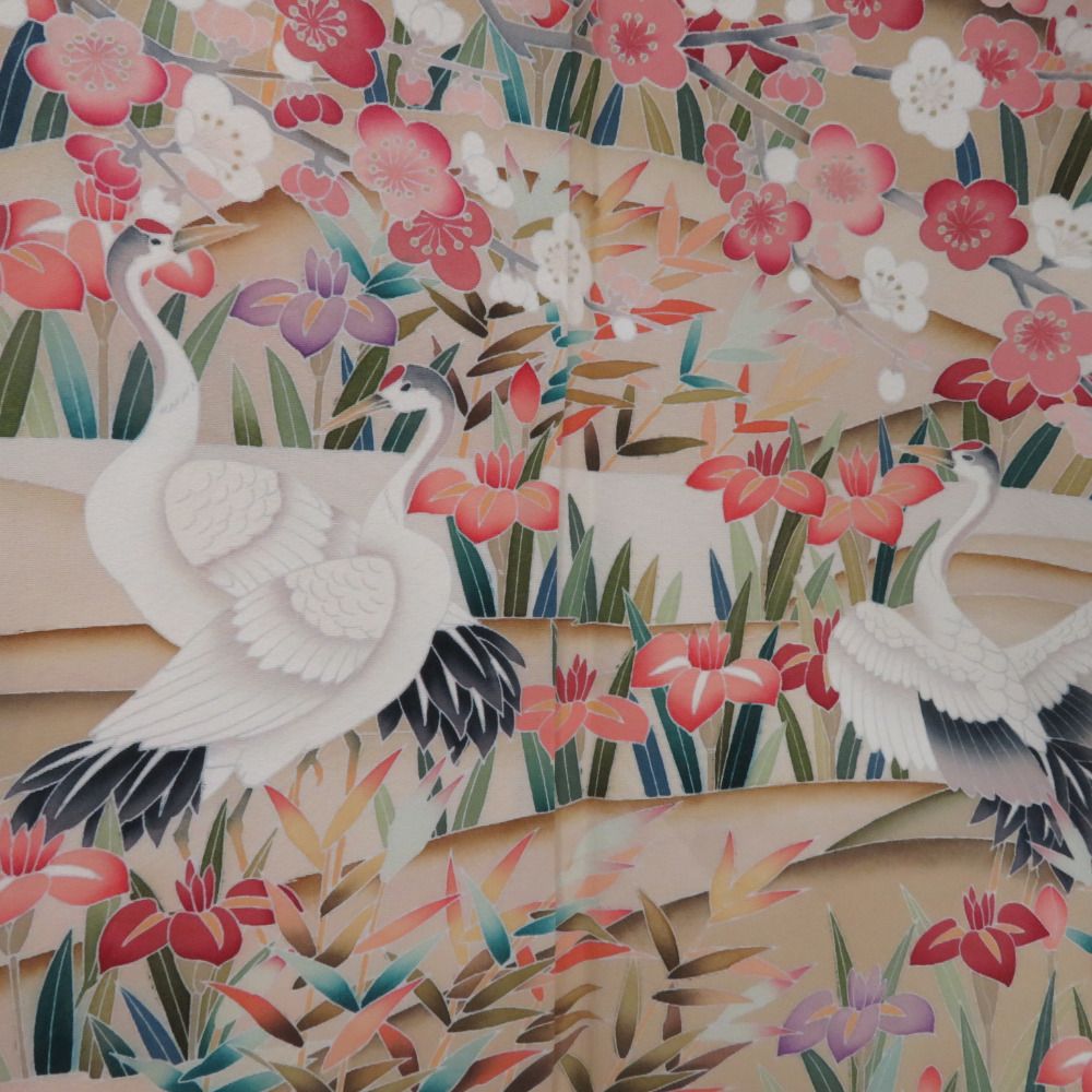 訪問着 薄黄色x白色 菊に短冊紋様 ぼかし染め 地紋入り 広衿 正絹