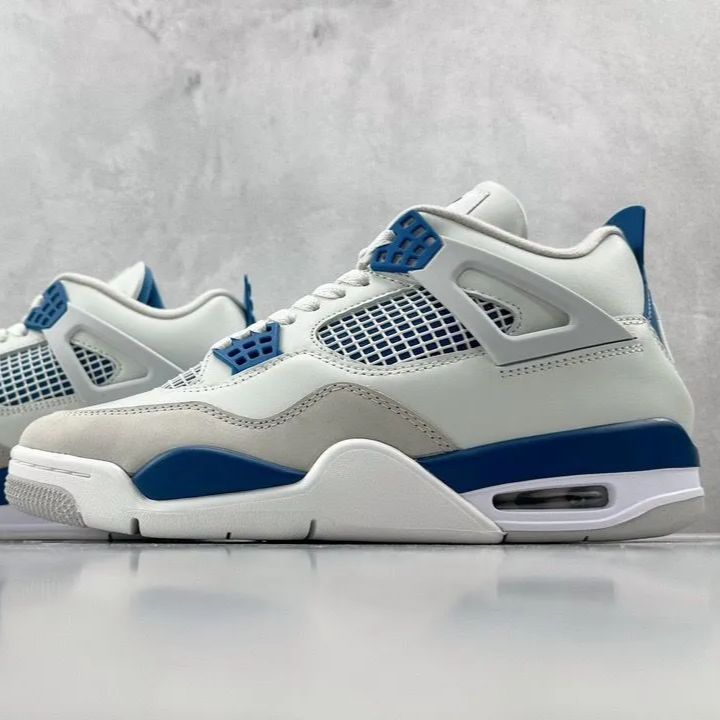 NIKE ナイキ 品番 FV5029-141 AIR JORDAN 4 RETRO エア ジョーダン シューズ オフホワイト サイズ