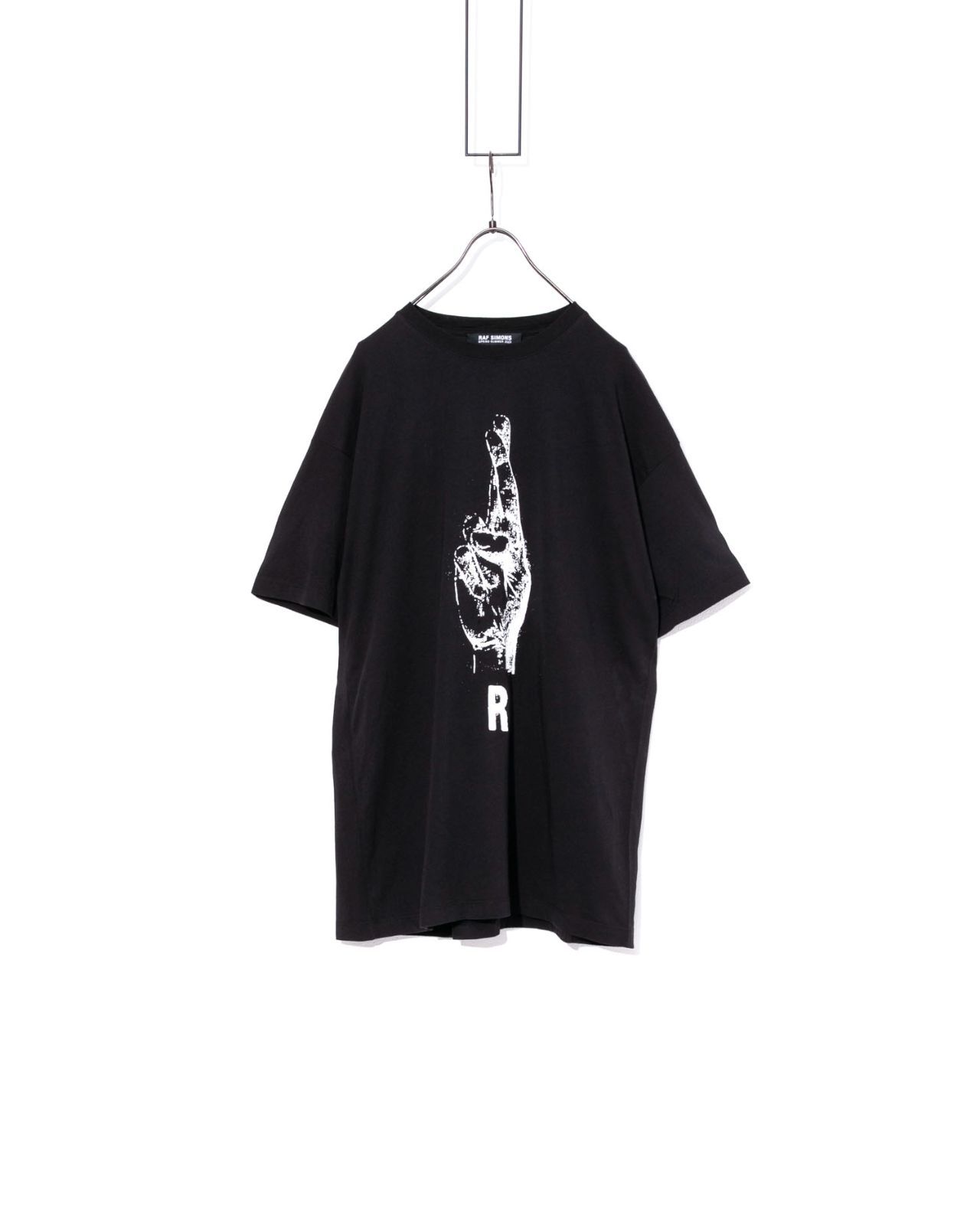 RAF SIMONS ラフシモンズ クロスフィンガーグラフィックT - メルカリ