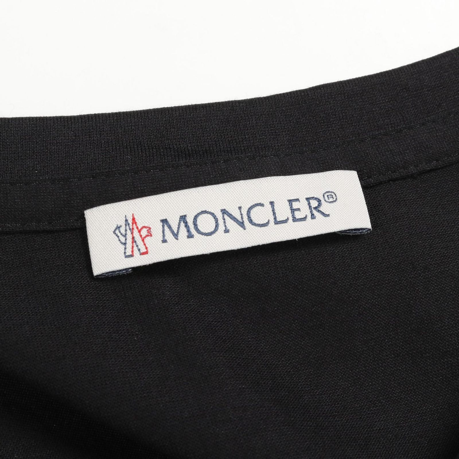 MONCLER - モンクレール MONCLER カットソー 衣料品 トップス コットン レディース ブラック系 8086261 【中古】 モンクレール MONCLER カットソー 8086261 ブラック コットン Tシャツ