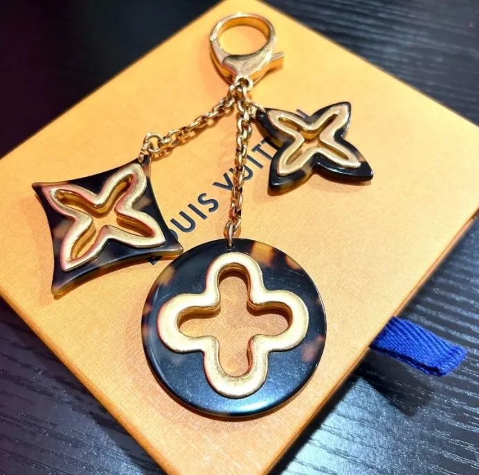 ルイヴィトン チャーム キーホルダー ビジューサック アンソレンス　べっ甲 LOUIS VUITTON ルイ ヴィトン ビジューサック アンソレンス
