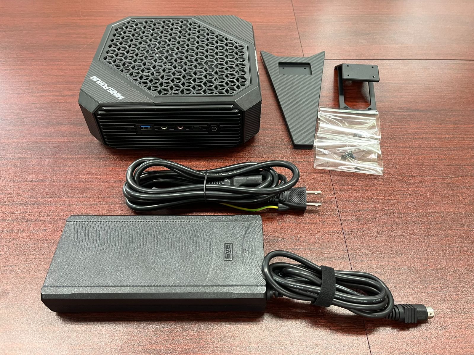 MNIS FORUM HX80G Ryzen7 5800H 32GB 512GB RX6600M 中古 - メルカリ