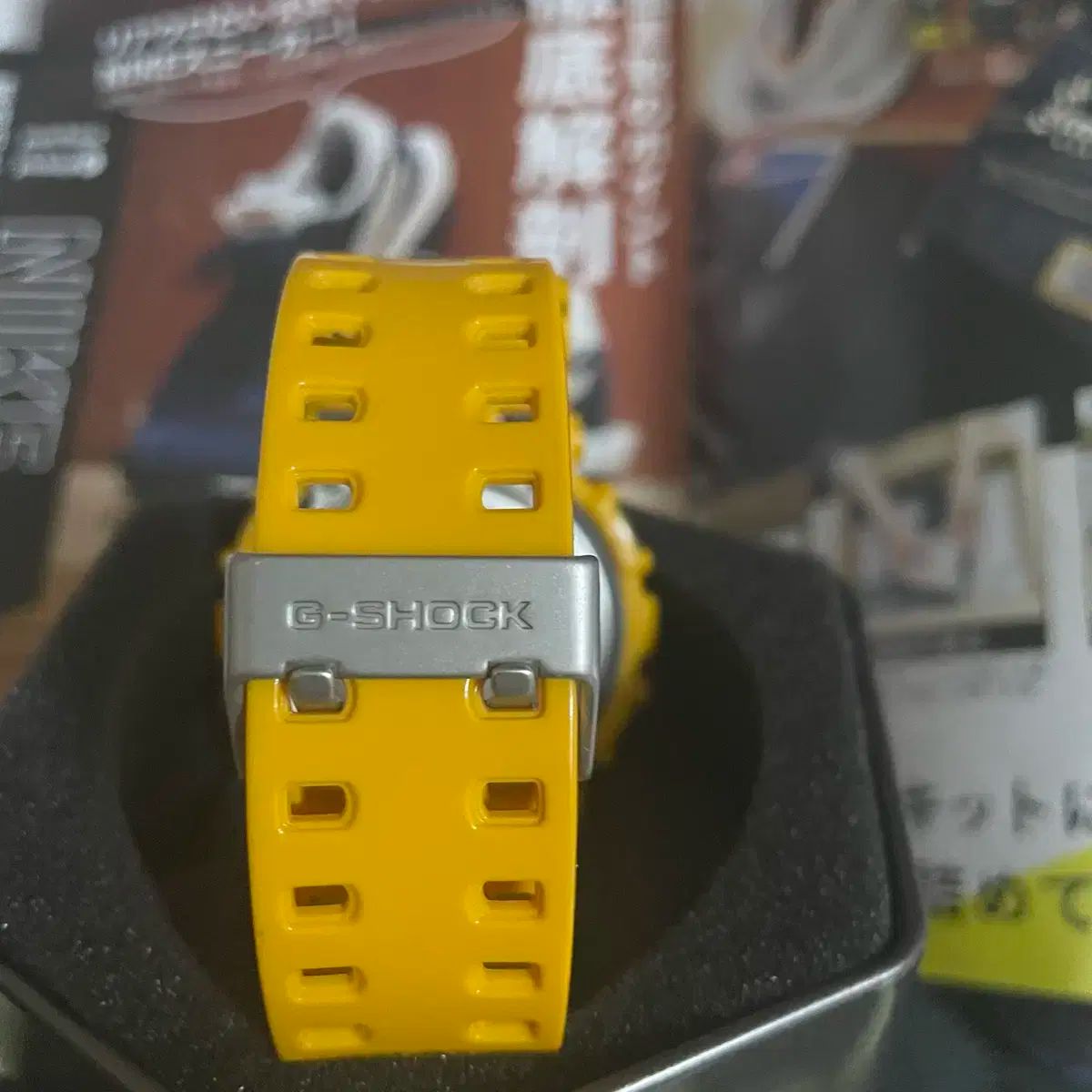 新品 ベラルディ 幾何学柄 ニットワンピース Mサイズ マルチ 新品 ベラルディ 幾何学柄 ニットワンピース Mサイズ マルチ