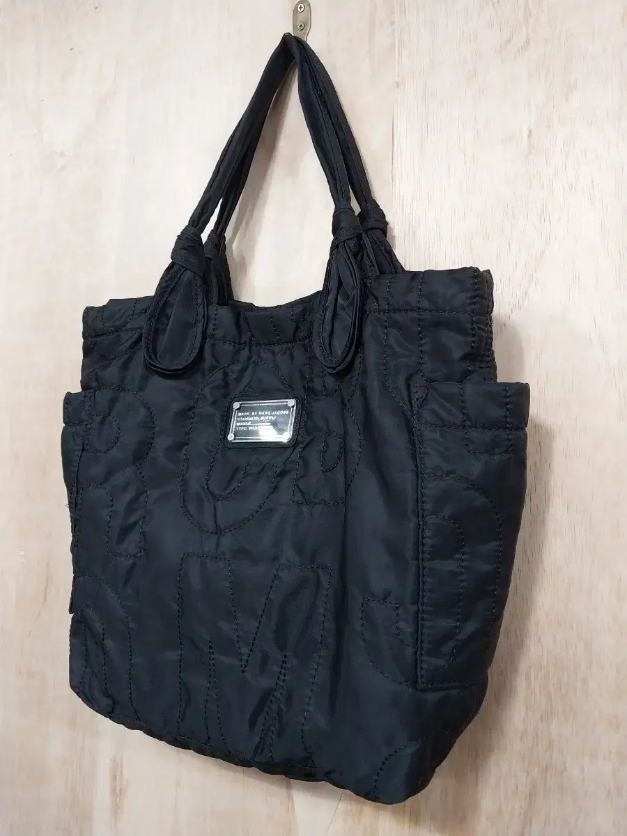 Marc Jacobs(マーク ジェイコブス) ブラック キルティング トート