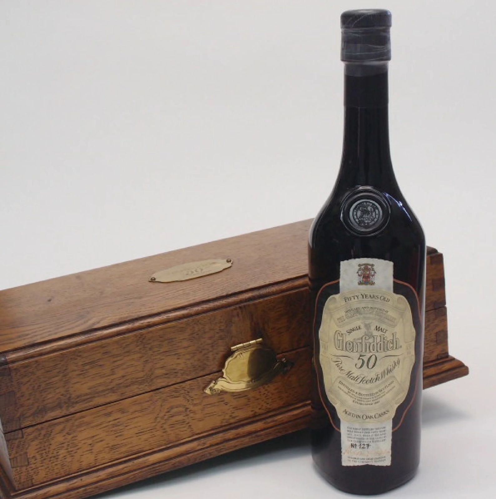 グレンフィディック 50年43％700ml - メルカリ