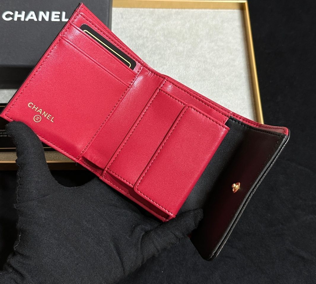 CHANEL シャネル 三つ折り財布  3つ折り財布 ブラック