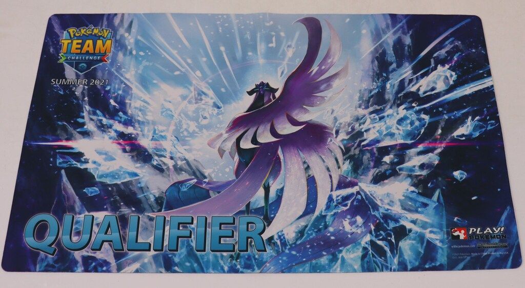 海外正規品】 ガラルフリーザー 公式プレイマット - メルカリ