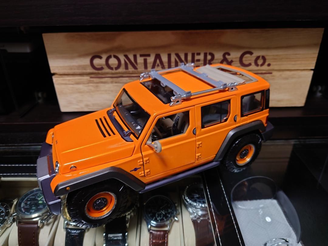 1/18 ジープ レスキューコンセプト オレンジ JEEP Rescue 1/18 ジープ レスキューコンセプト オレンジ JEEP Rescue - メルカリ