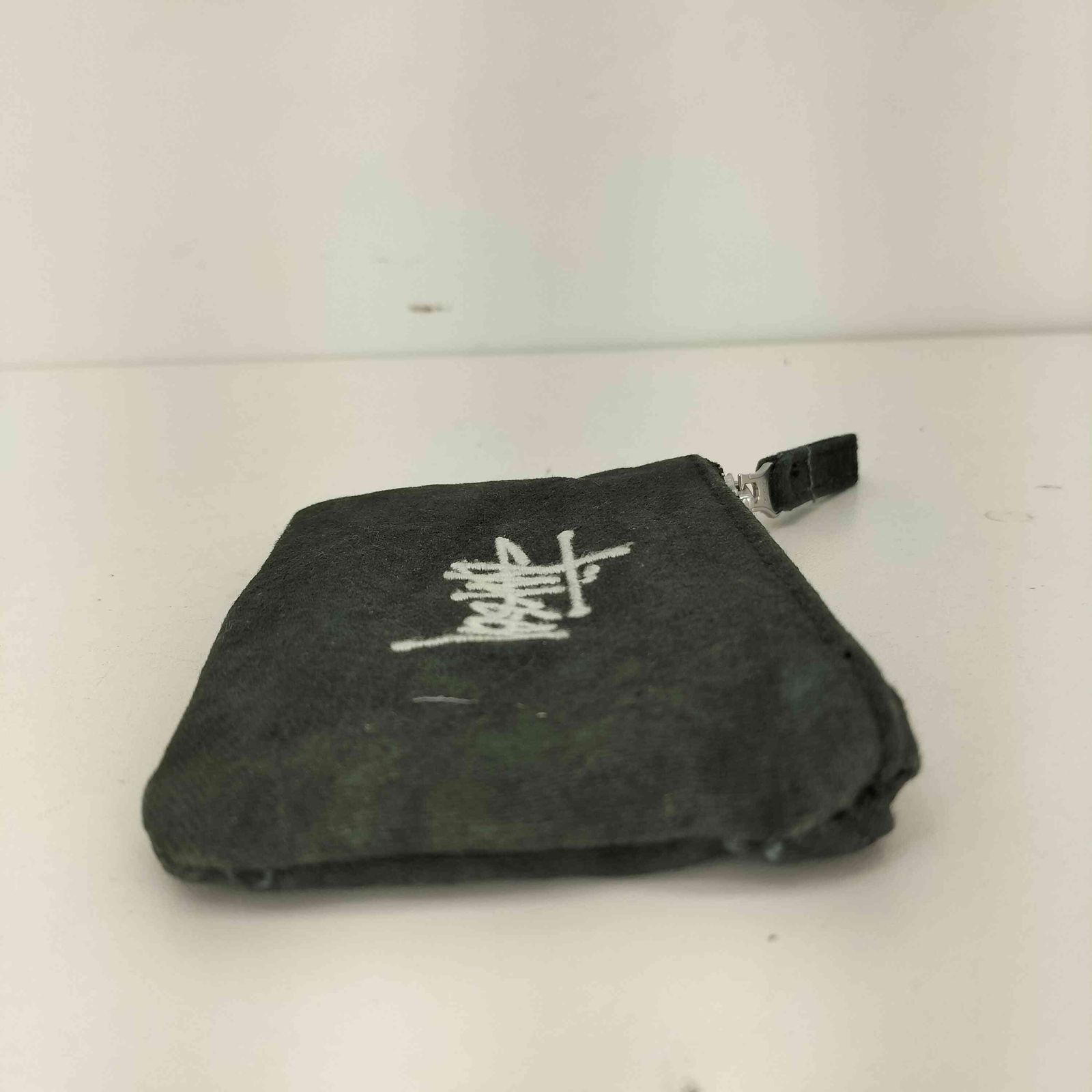 STUSSY コインケースCANVAS COIN POUCH 刺繍（Canvas Coin Pouch