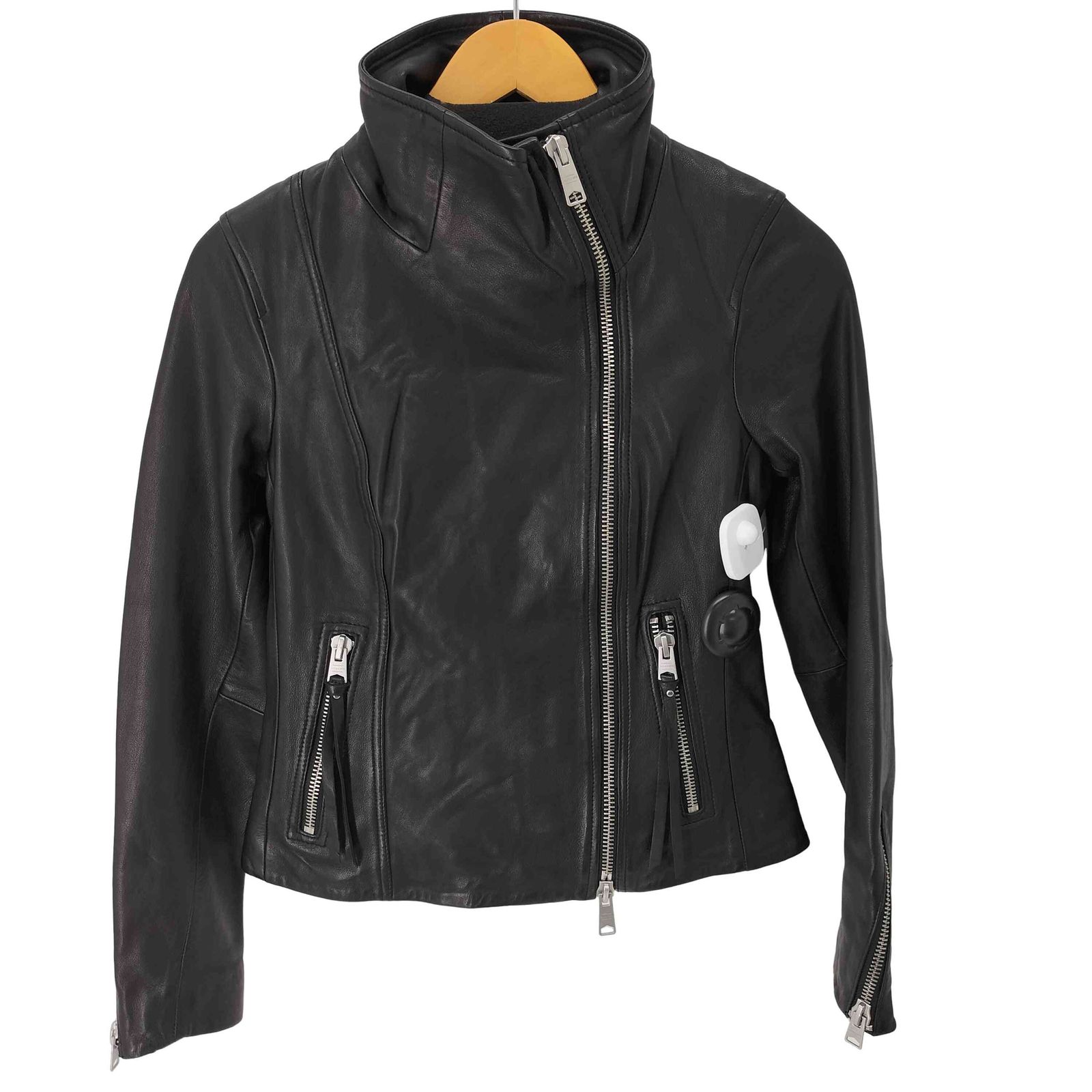 BACKLASHのライダースジャケットを使ったレディース人気ファッション