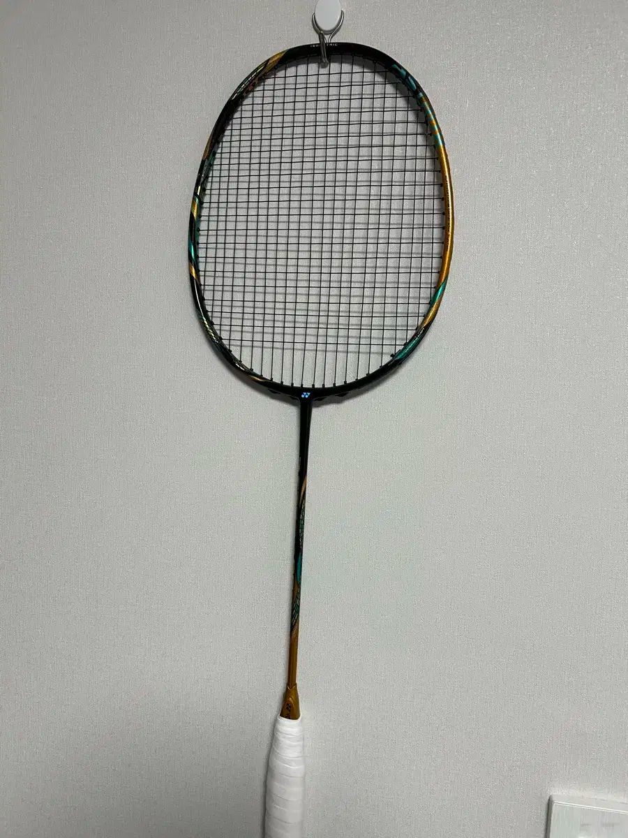 アストロクス88D 初期モデル　4ug5 YONEX アストロクス88D 初代モデル ブラック 4UG5 廃盤品 ASTROX｜全