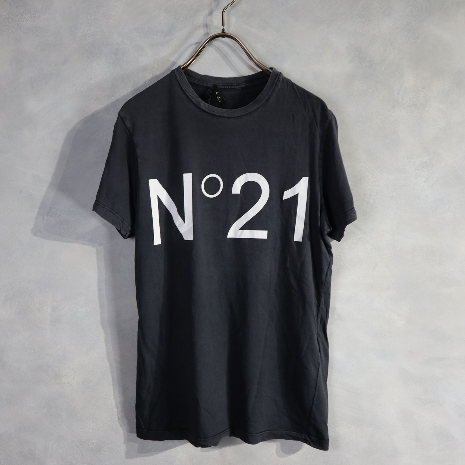限定数特別価格 Nﾟ 21 ヌメロヴェントゥーノ Tシャツ・カットソー XS ...