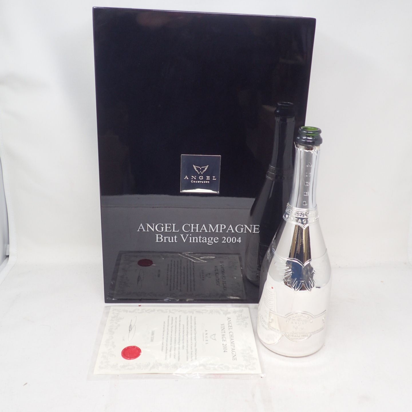 ANGEL CHAMPAGNE VINTAGE 2004 空瓶 ANGEL CHAMPAGNE VINTAGE 2004 空瓶 エンジェルビンテージ2004 空箱
