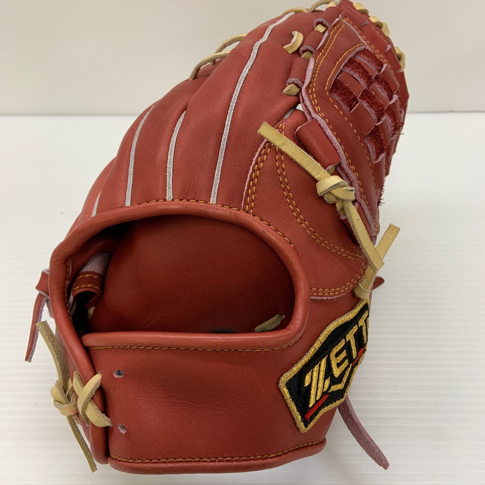 ゼット ZETT プロステイタス 軟式 大人 一般 投手用 グローブ ピッチャー グラブ 右投げ BRGB30564 品 野球 6656