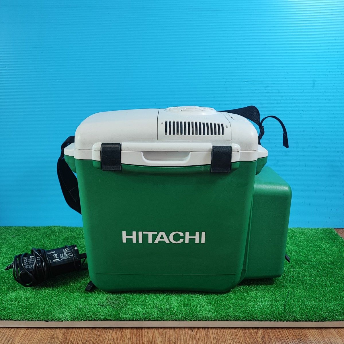 HITACHI ハイコーキ コードレス冷温庫 クーラーボックス - アウトドア